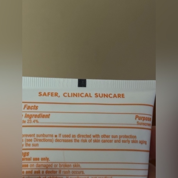 NEW Large thinkbaby Mineral Sunscreen Lotion SPF 50 - 6 fl oz - Picture 11 of 13